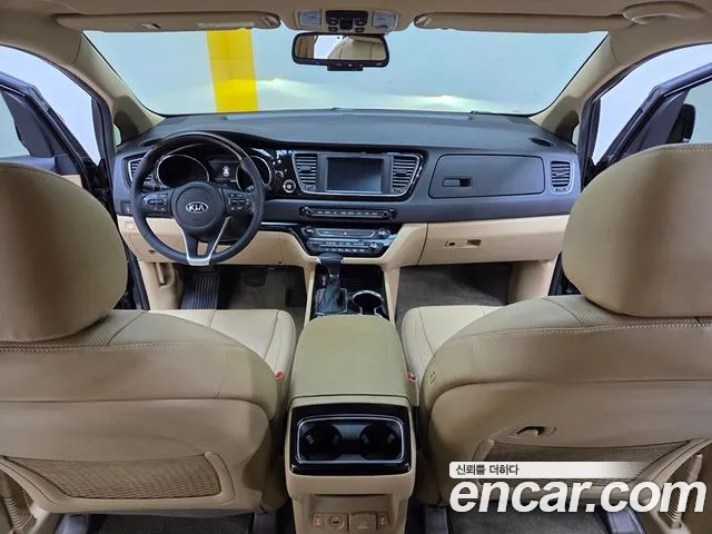 Kia The New Carnival id 2528825 из Кореи 9