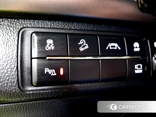 Ssangyong The New Rexton Sports Cannes id 3110797 из Кореи 9