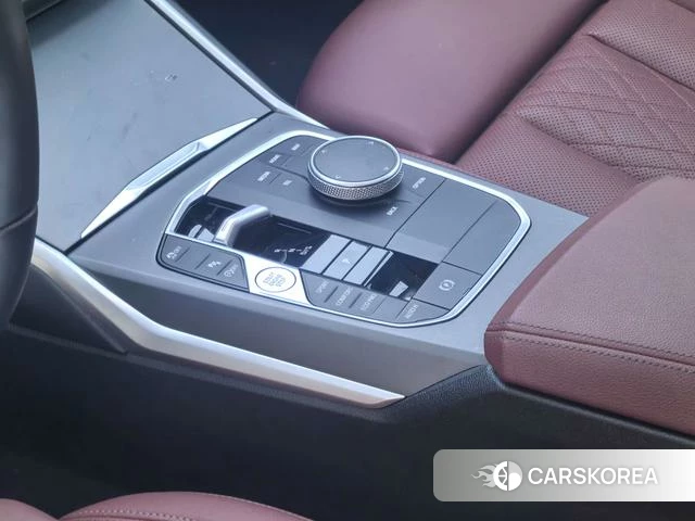 BMW 3 series id 4257262 из Китая 9