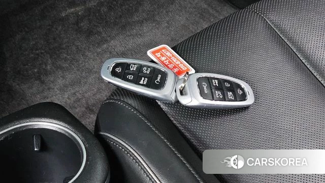 Hyundai Ionic 5 id 4759147 из Кореи 9