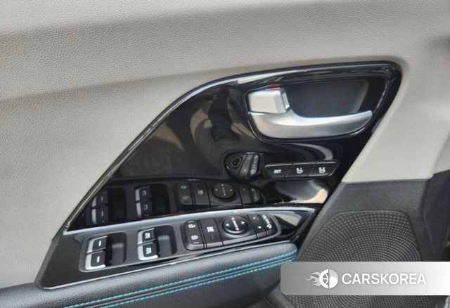 Kia Niro EV id 3801579 из Кореи 9