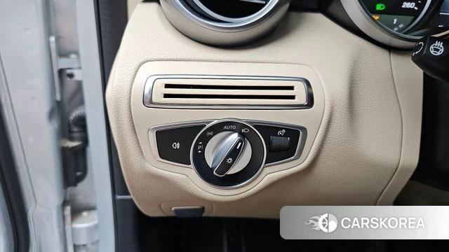Mercedes-Benz C-Class W205 id 4465452 из Кореи 9
