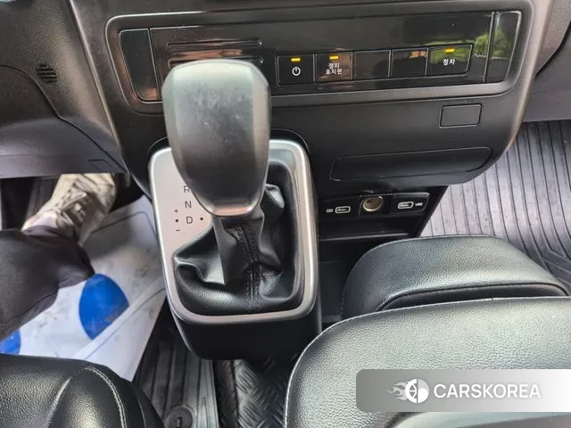 Hyundai Staria id 3410841 из Кореи 9