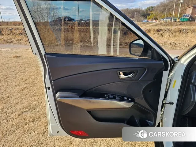 Ssangyong Tivoli Air id 3748709 из Кореи 9