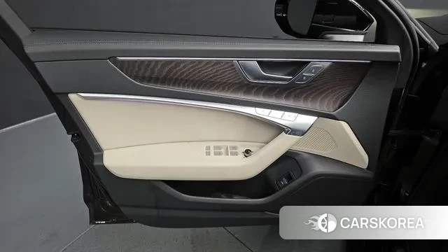 Audi A6 (C8) id 3037278 из Кореи 9