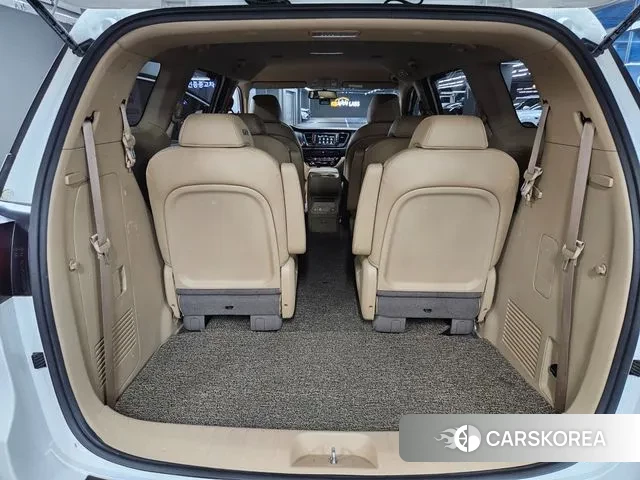 Kia The New Carnival id 3041944 из Кореи 9