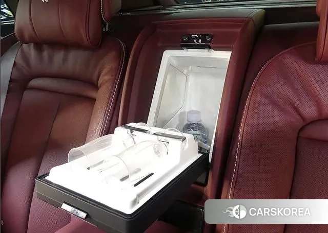 Rolls-Royce Cullinan id 3400477 из Кореи 9