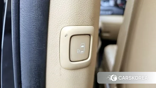 Kia The New Carnival id 3526373 из Кореи 9