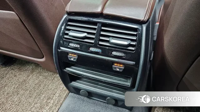 BMW 5 Series (G30) id 3176683 из Кореи 9