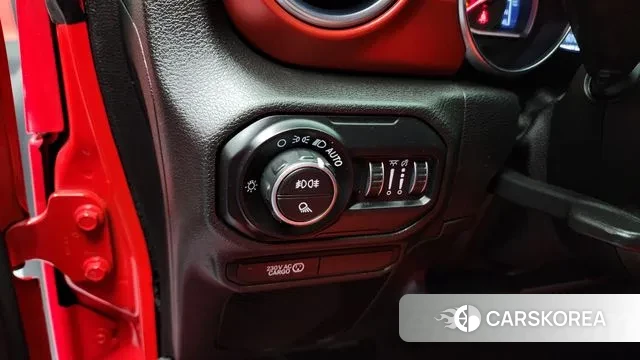 Jeep Gladiator (JT) id 3202584 из Кореи 9