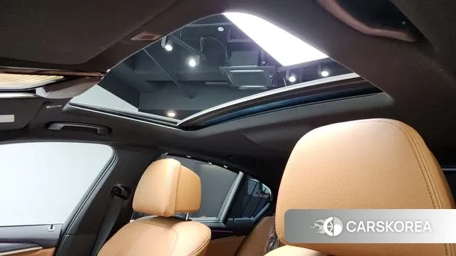 BMW 5 Series (G30) id 3212604 из Кореи 9