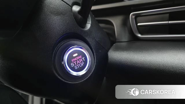 Hyundai Avante (CN7) id 3818799 из Кореи 9