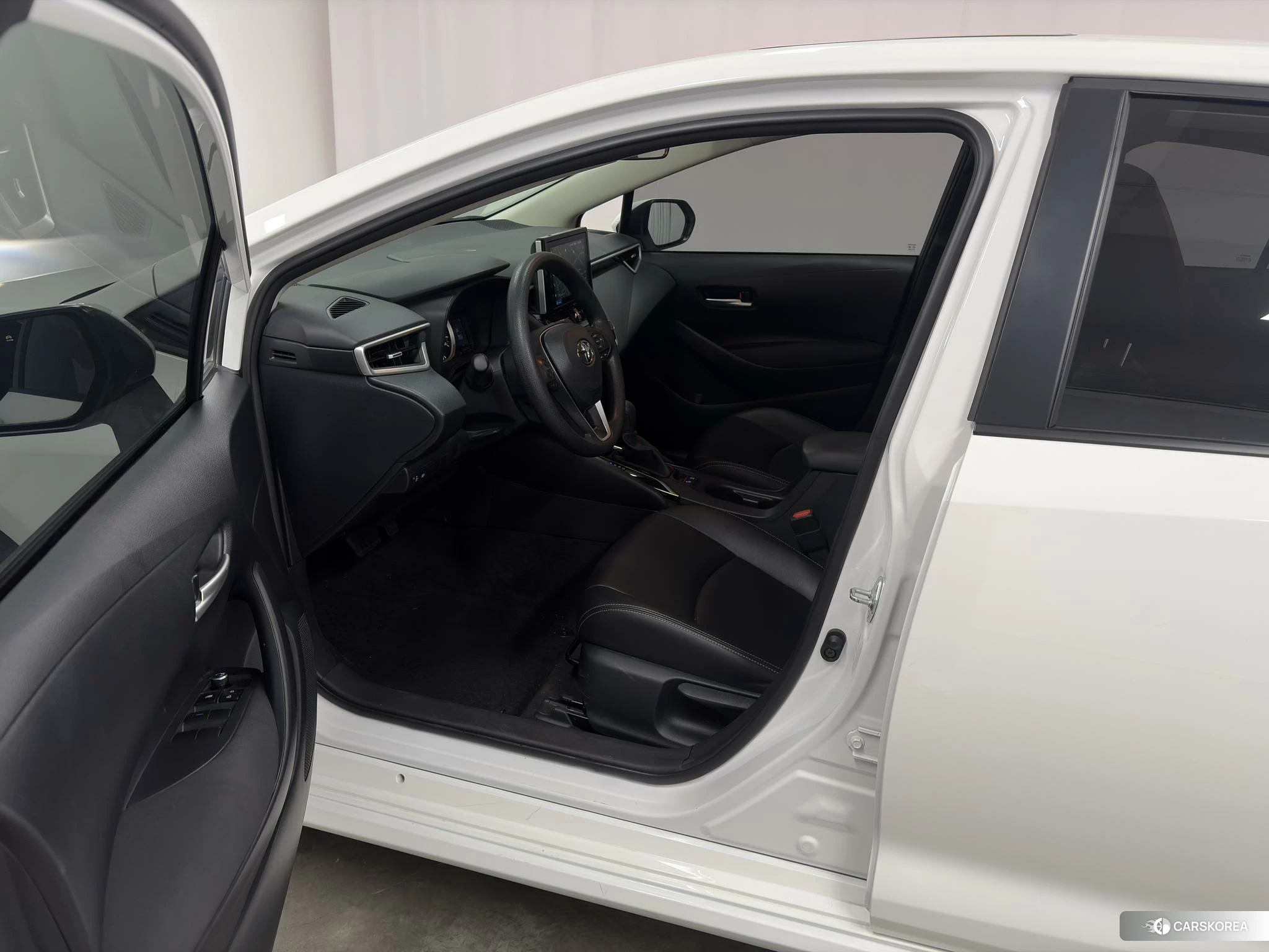 Toyota Corolla id 4468050 из Китая 9