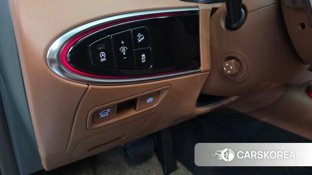 Genesis GV70 id 4201185 из Кореи 9