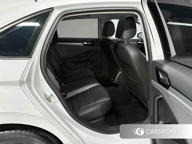 Volkswagen Sagitar id 4353245 из Китая 9