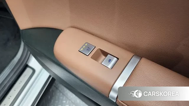 Hyundai Grandeur (GN7) id 3437211 из Кореи 9