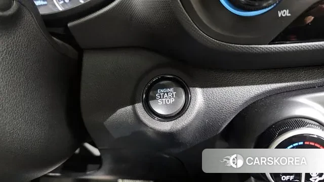 Hyundai Venue id 3411796 из Кореи 9