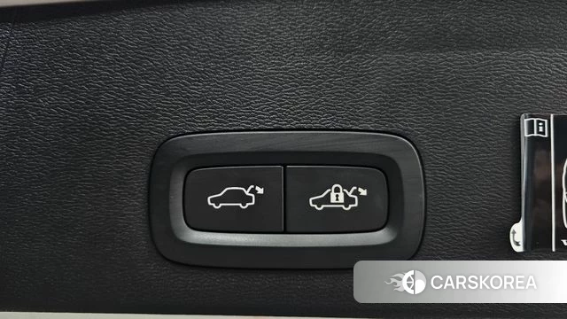Volvo XC40 id 4428526 из Кореи 9