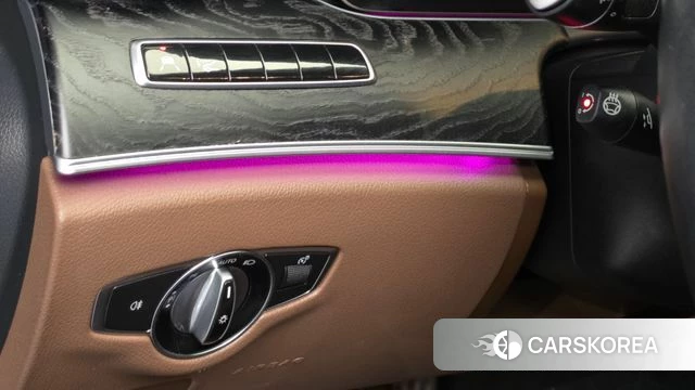 Mercedes-Benz E-Class W213 id 4557707 из Кореи 9