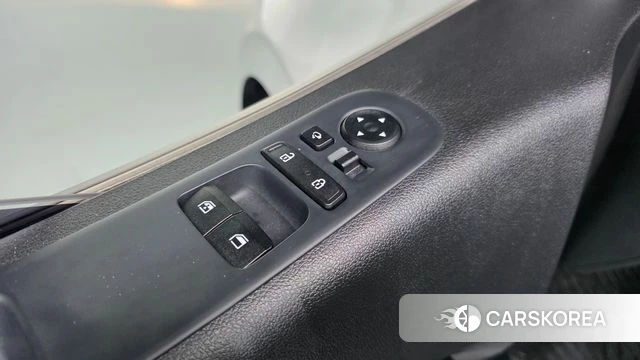 Hyundai Staria id 4619110 из Кореи 9