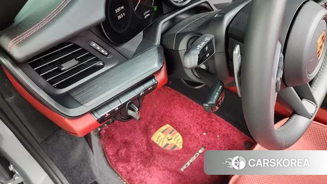 Porsche 911(992) id 2988773 из Кореи 9