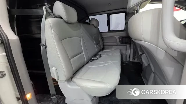 Hyundai The New Grand Starex id 3612611 из Кореи 9