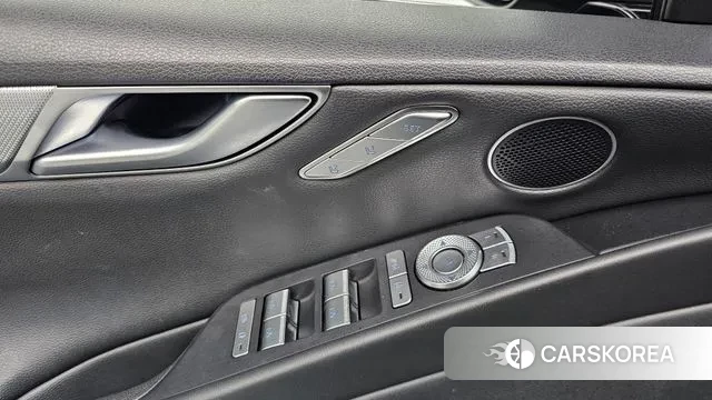 Genesis G80 (RG3) id 3076045 из Кореи 9