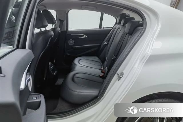 BMW 1 series id 4253681 из Китая 9