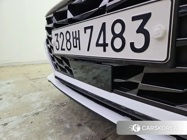 Hyundai Avante (CN7) id 3281729 из Кореи 9