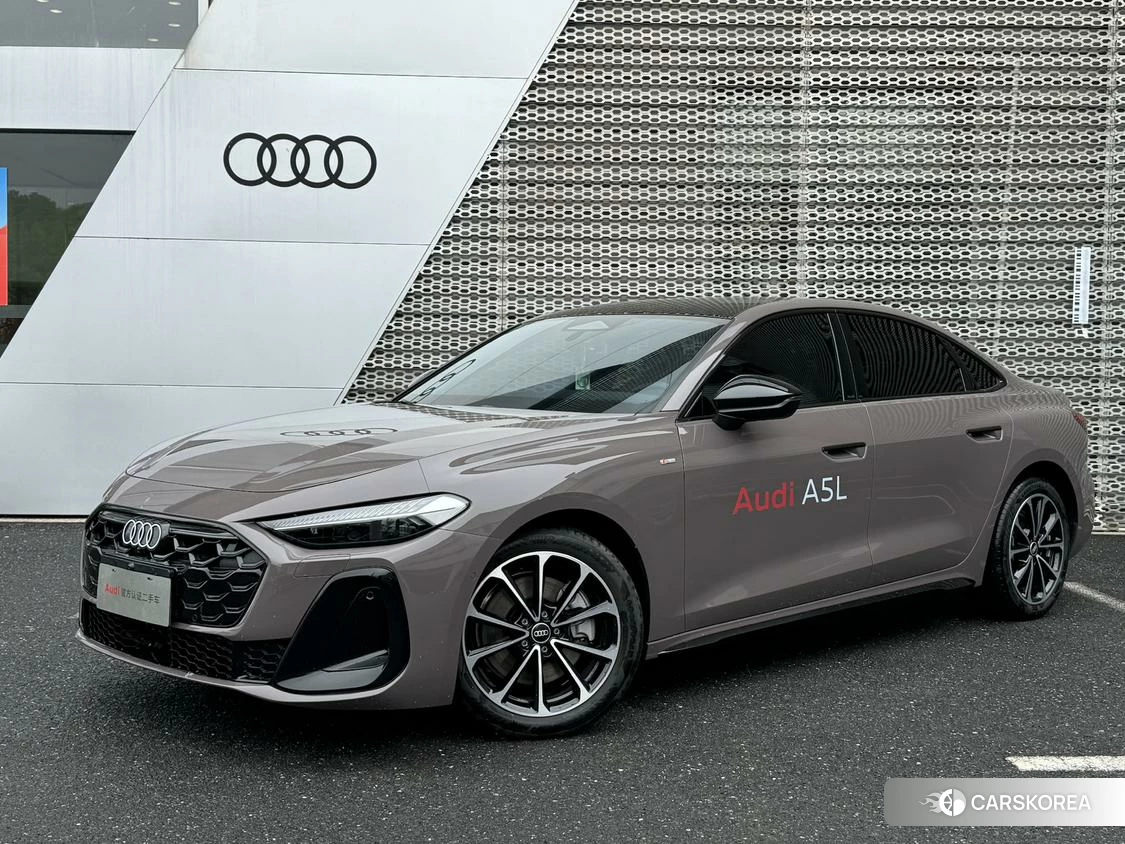 Audi A5L id 4440809 из Китая 9