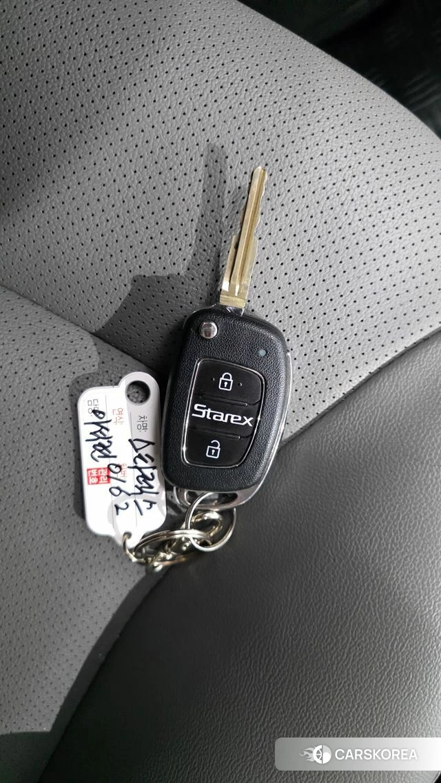 Hyundai The New Grand Starex id 4536420 из Кореи 9