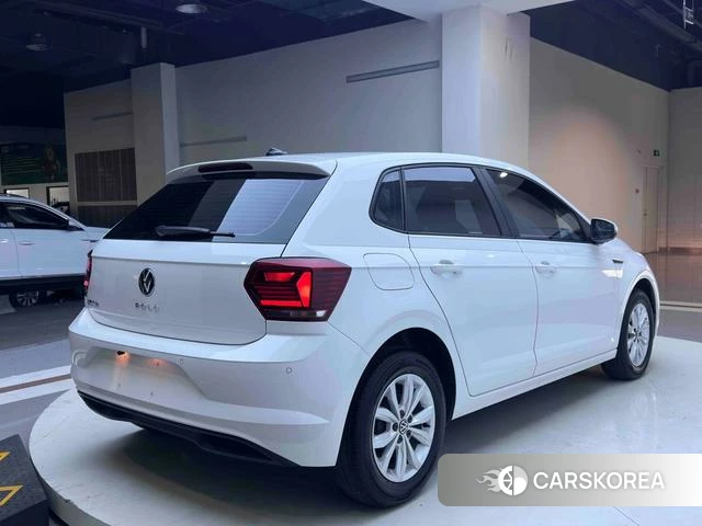 Volkswagen Polo id 4264558 из Китая 9