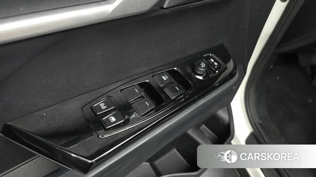 Ssangyong The New Torres id 4480351 из Кореи 9