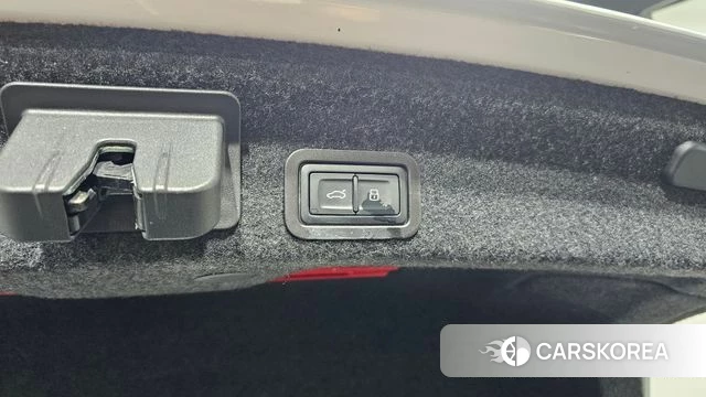 Audi A6 (C8) id 3891044 из Кореи 9