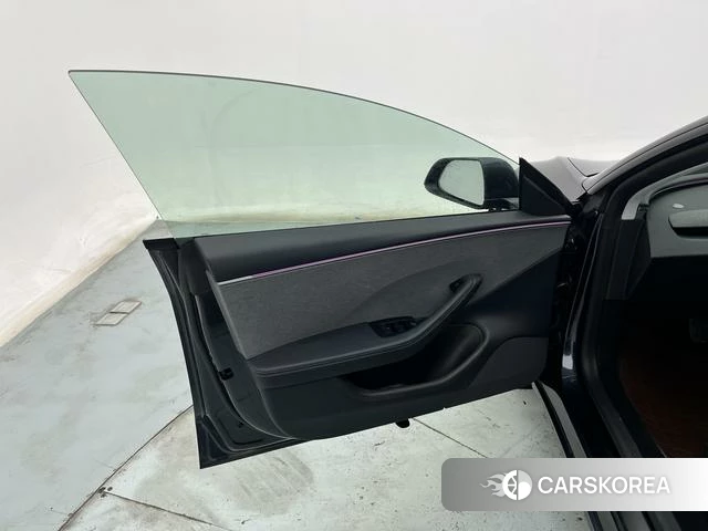 Tesla Model 3 id 3908655 из Китая 9