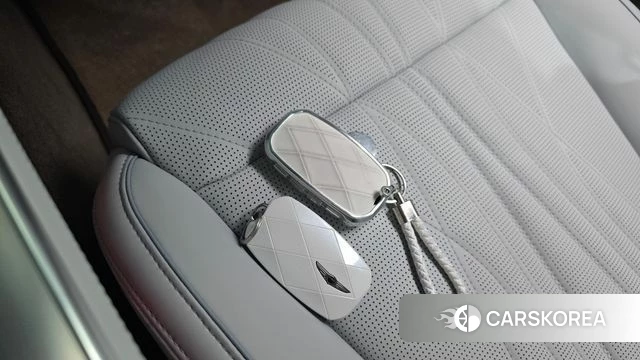 Genesis GV70 id 4441982 из Кореи 9