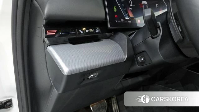 BMW 5 Series (G60) id 3902980 из Кореи 9