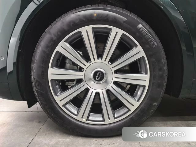 AITO Ask the world M8 id 3890717 из Китая 9