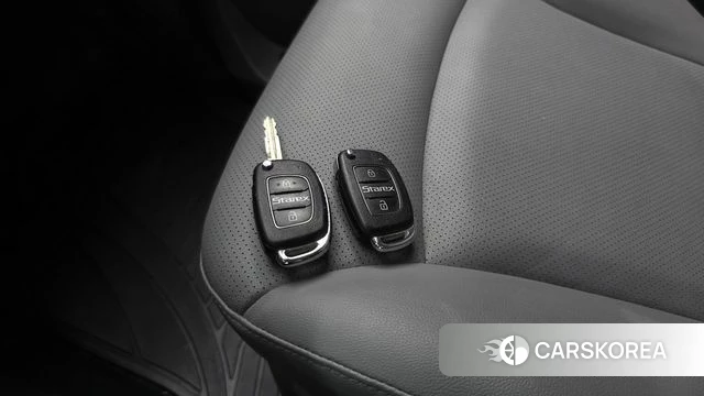 Hyundai The New Grand Starex id 4849200 из Кореи 9