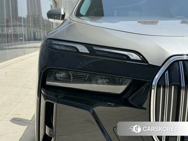 BMW 7 series id 4297699 из Китая 9