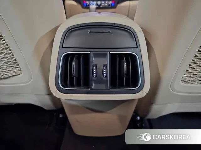 Maserati Levante id 3324077 из Кореи 9