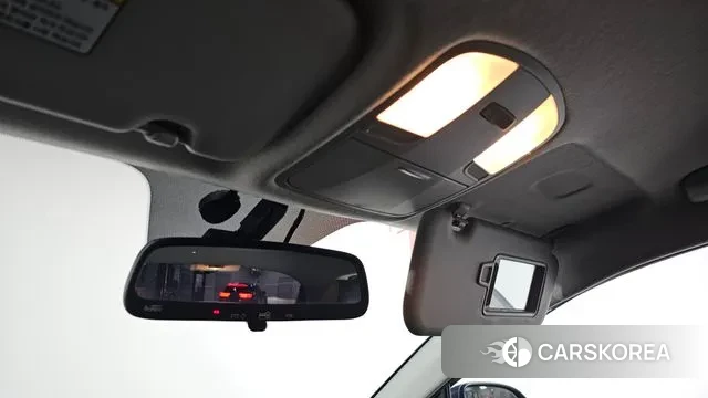 Kia Stonic id 3440066 из Кореи 9