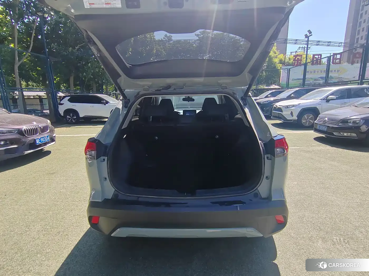 Toyota Corolla id 4546379 из Китая 9