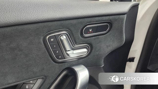 Mercedes-Benz A-Class W177 id 3922832 из Кореи 9