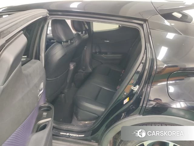 Toyota C-HR id 4254017 из Китая 9