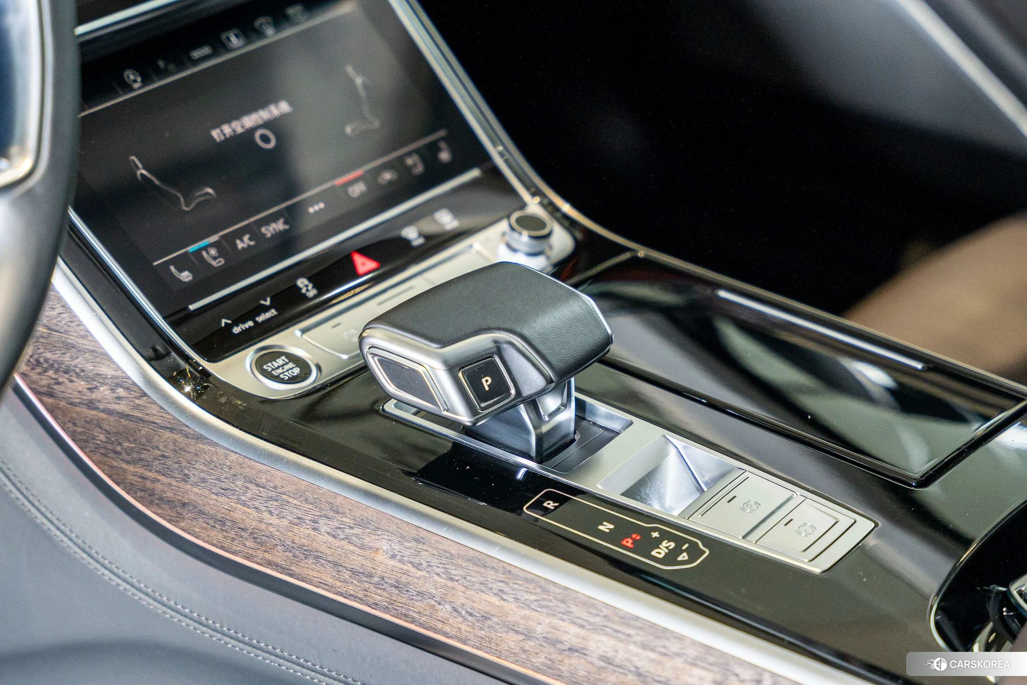 Audi A8 id 4487260 из Китая 9