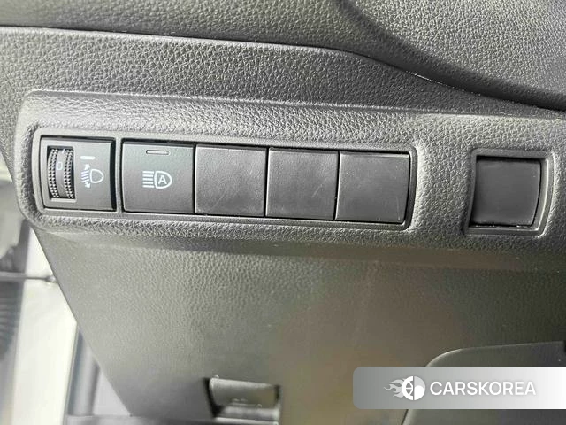 Toyota Corolla id 4263151 из Китая 9