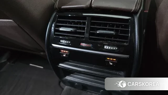 BMW 5 Series (G30) id 3754625 из Кореи 9