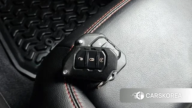 Jeep Wrangler (JL) id 3736782 из Кореи 9