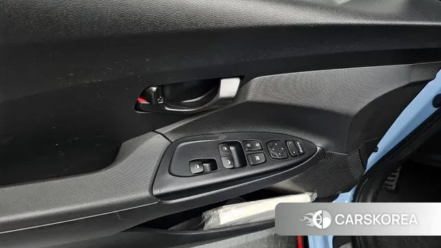 Hyundai Veloster (JS) id 3454419 из Кореи 9